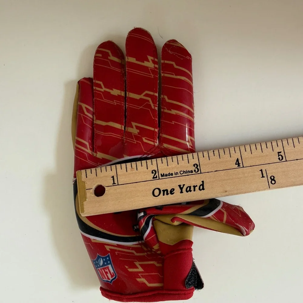Wilson San Francisco 49ers Youth Football Receiver Gloves Red Gold Medium